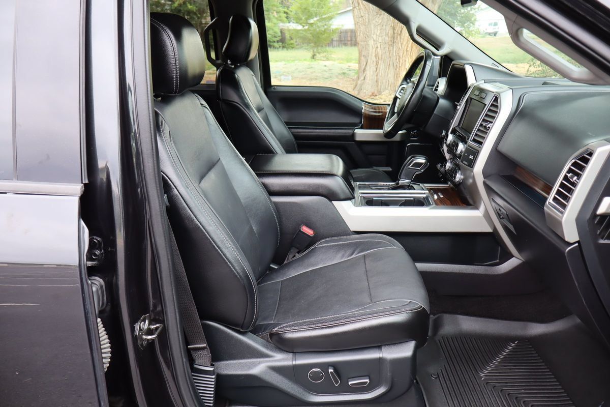 Used 2015 Ford F150 Lariat w/ Equipment Group 502A Luxury AWD/4WD image 22