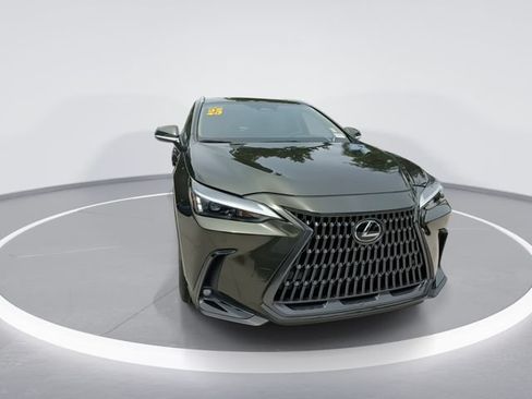 Certified 2025 Lexus NX 250 FWD w/ Towing Package (2000 Lbs) image 2