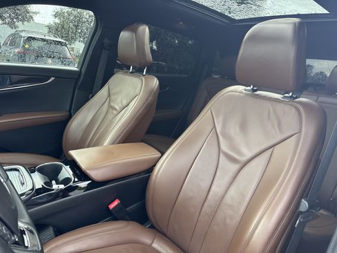 Used 2023 Lincoln Nautilus Reserve FWD image 14