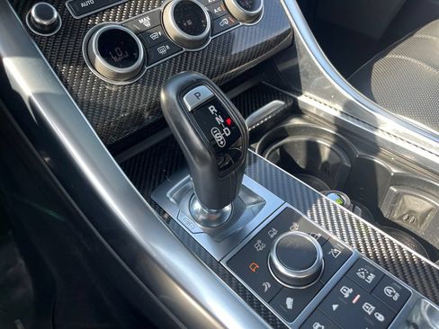 Used 2017 Land Rover Range Rover Sport SVR AWD/4WD image 21