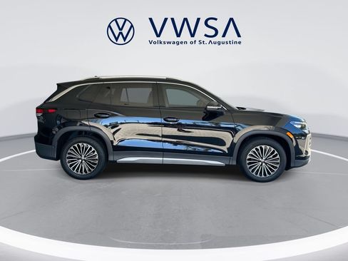 Certified 2026 Volkswagen Tiguan S FWD image 9