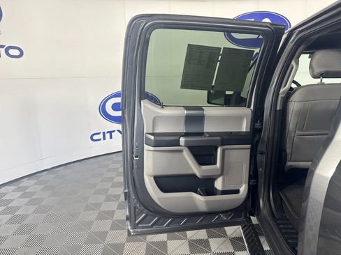 Used 2016 Ford F150 XLT w/ Equipment Group 302A Luxury image 28