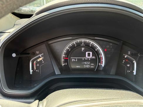 Used 2018 Honda CR-V LX image 6