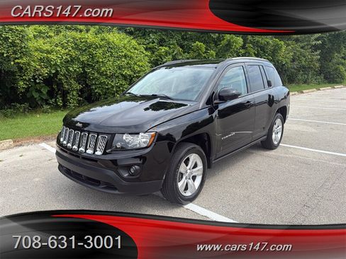 Used 2014 Jeep Compass Latitude w/ Sun/Sound Group AWD/4WD image 1