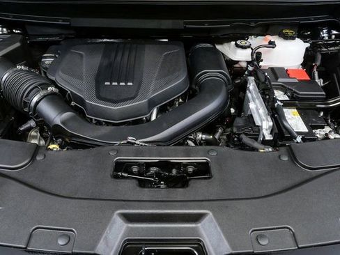 New 2026 Chevrolet Traverse Z71 w/ LPO, Floor Liner Package image 31