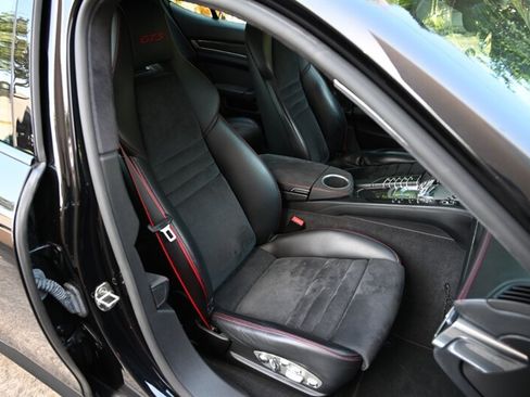 Used 2015 Porsche Panamera GTS AWD/4WD image 17
