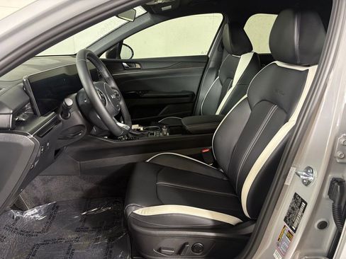 New 2026 Kia K5 GT-Line image 16