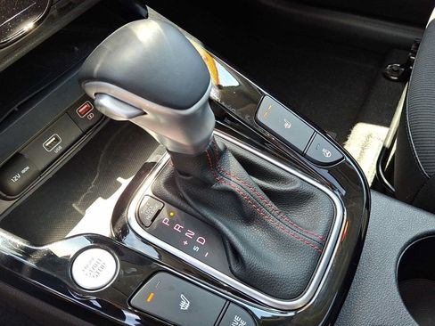 Used 2022 Kia Soul Turbo FWD image 16