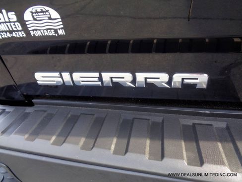 Used 2016 GMC Sierra 1500 4x4 Double Cab w/ Elevation Edition image 5
