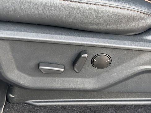 New 2026 Ford F250 Lariat w/ Black Appearance Package image 13