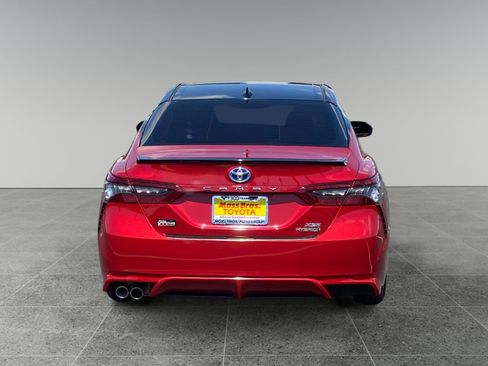 Used 2024 Toyota Camry XSE w/ Navigation Package FWD image 4