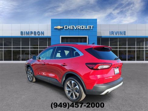 Used 2023 Ford Escape Platinum w/ Premium Technology Package image 6