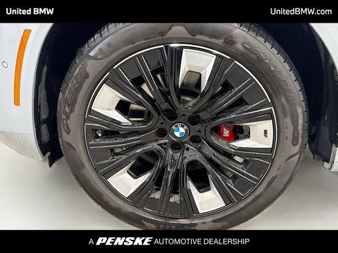 Used 2025 BMW X3 xDrive30i w/ M Sport Package AWD/4WD image 2
