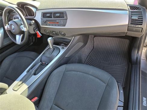 Used 2008 BMW Z4 3.0i image 19