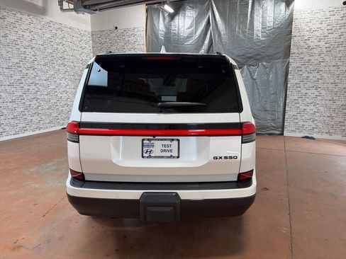 Used 2024 Lexus GX 550 w/ Accessory Package (Z1) image 6