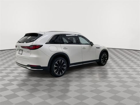 Certified 2025 MAZDA CX-90 Plug-In Hybrid w/ Premium Plus image 10