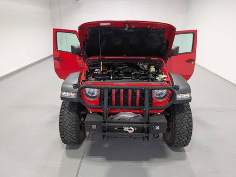 Used 2020 Jeep Gladiator Rubicon AWD/4WD image 17
