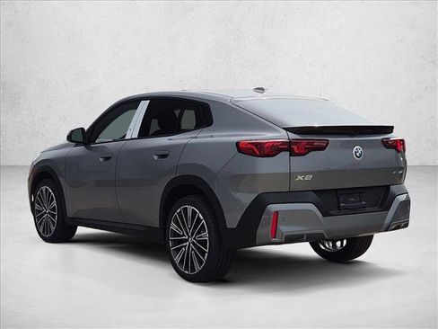 New 2027 BMW X2 xDrive28i AWD/4WD image 9
