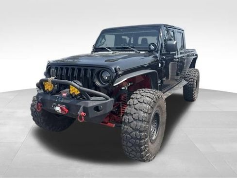 Used 2020 Jeep Gladiator Overland AWD/4WD image 1