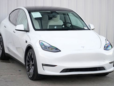 Used 2023 Tesla Model Y Performance image 52