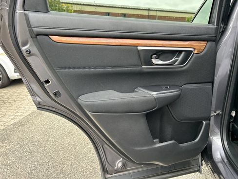 Used 2018 Honda CR-V EX image 24