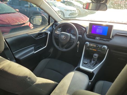 Used 2024 Toyota RAV4 LE AWD/4WD image 14