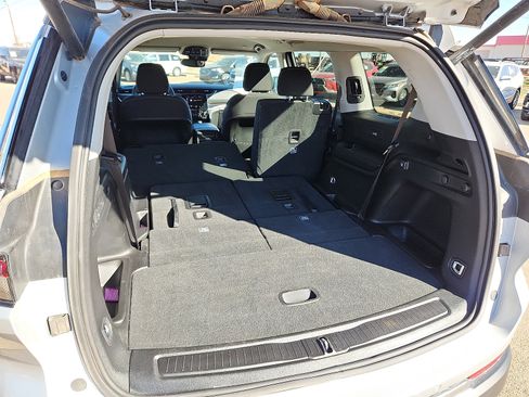 Used 2023 Jeep Grand Cherokee L Laredo w/ Luxury Tech Group I image 8