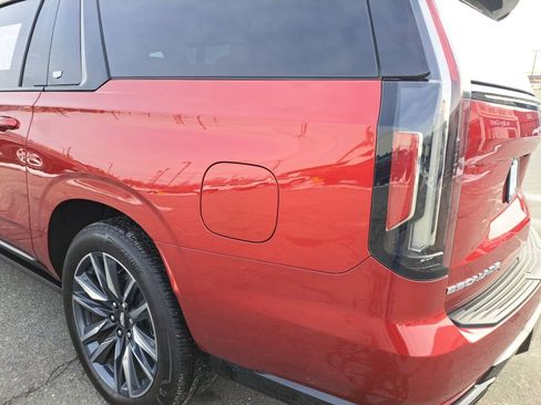 Certified 2024 Cadillac Escalade ESV Sport Platinum image 20