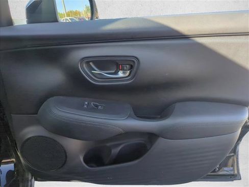 Used 2024 Honda HR-V LX image 25