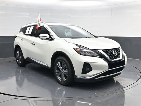 Used 2023 Nissan Murano Platinum w/ Cargo Package image 1