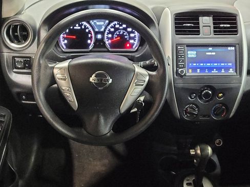 Used 2019 Nissan Versa SV image 22