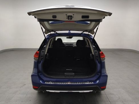 Used 2020 Nissan Rogue S FWD image 29