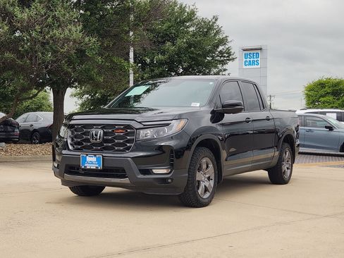 Certified 2025 Honda Ridgeline TrailSport image 3