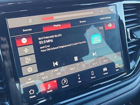 Used 2023 Dodge Durango GT image 18