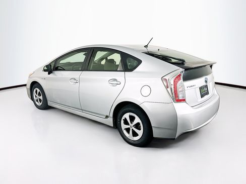 Used 2012 Toyota Prius Two FWD image 5