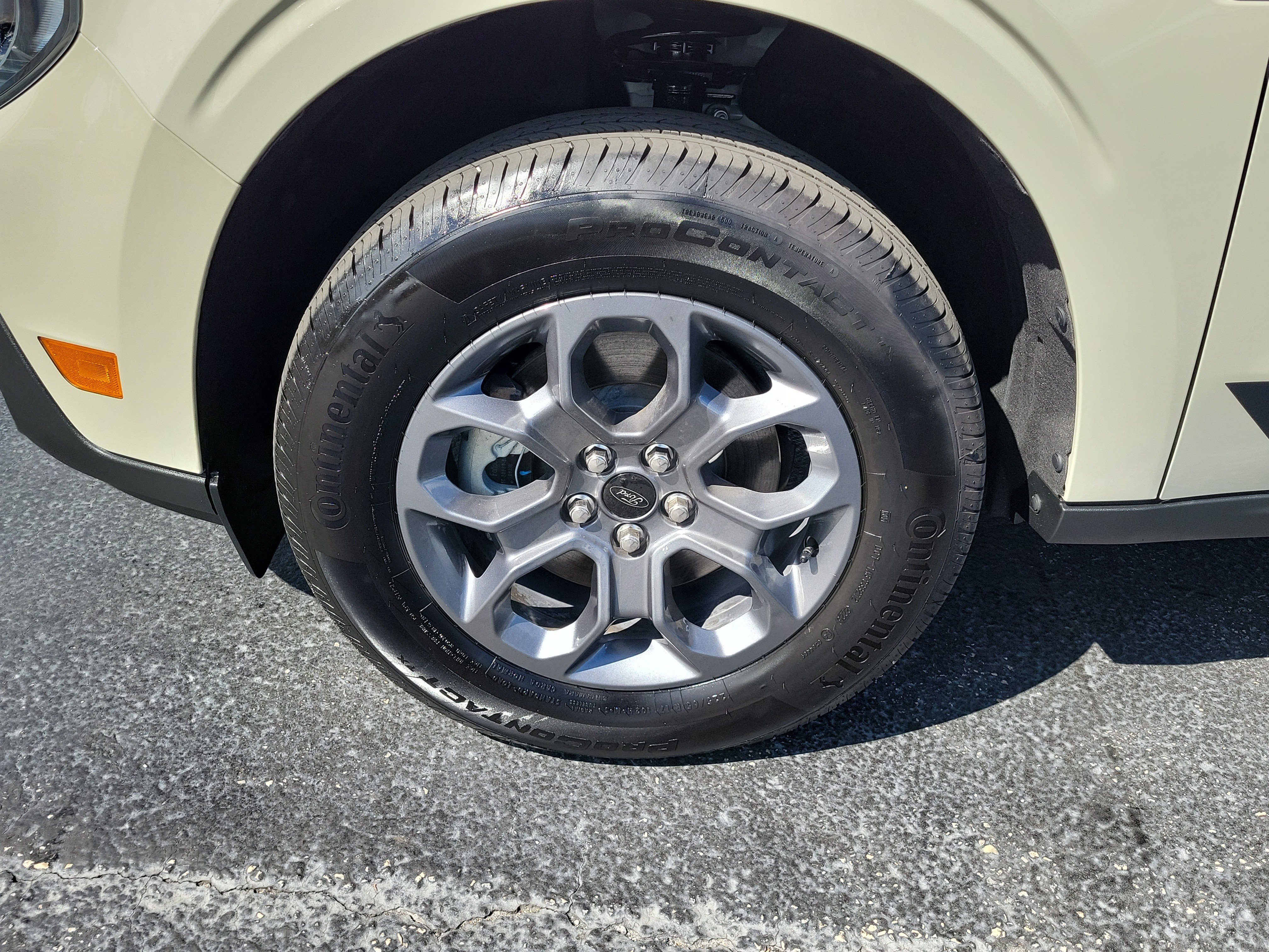 Certified 2025 Ford Maverick XLT FWD image 5