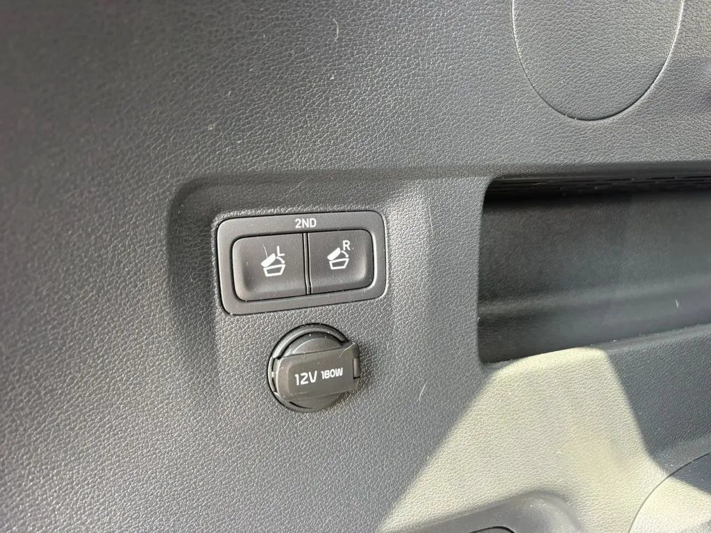 Used 2021 Kia Telluride S AWD/4WD image 11