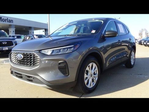 Used 2024 Ford Escape Active image 2