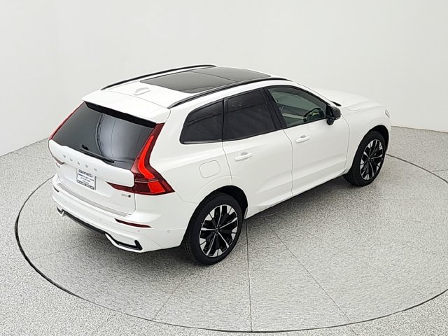 New 2026 Volvo XC60 B5 Plus w/ Protection Package Premier AWD/4WD image 33