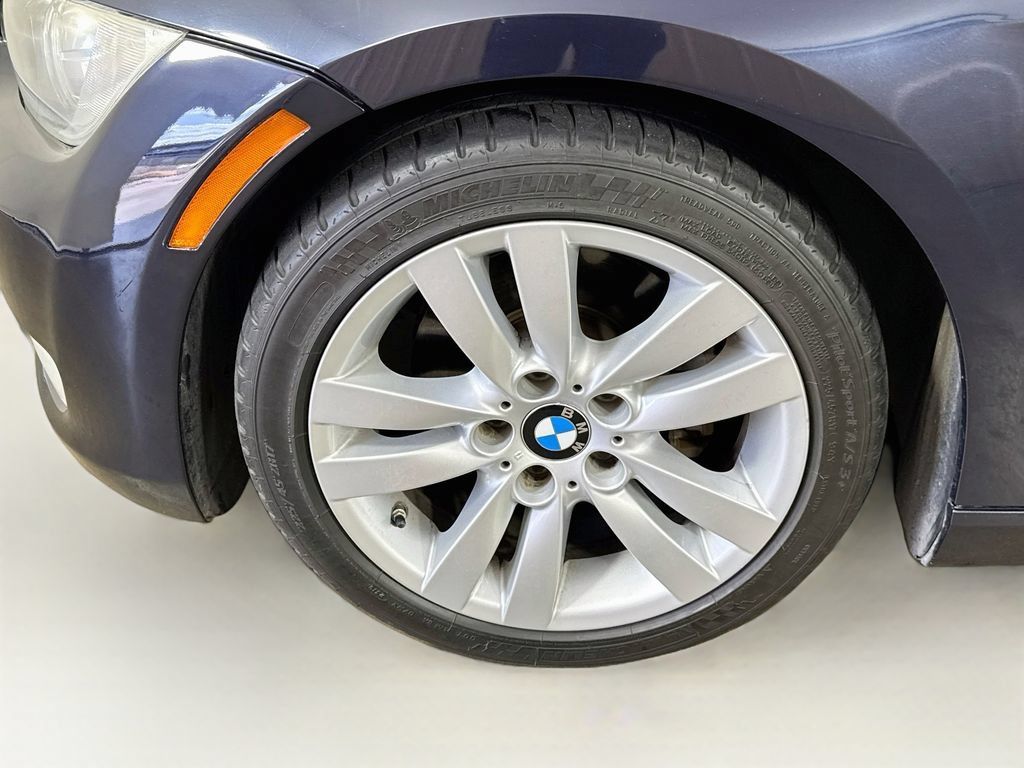 Used 2009 BMW 328i Convertible RWD image 41