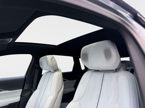 Certified 2023 Cadillac Lyriq 2WD image 23