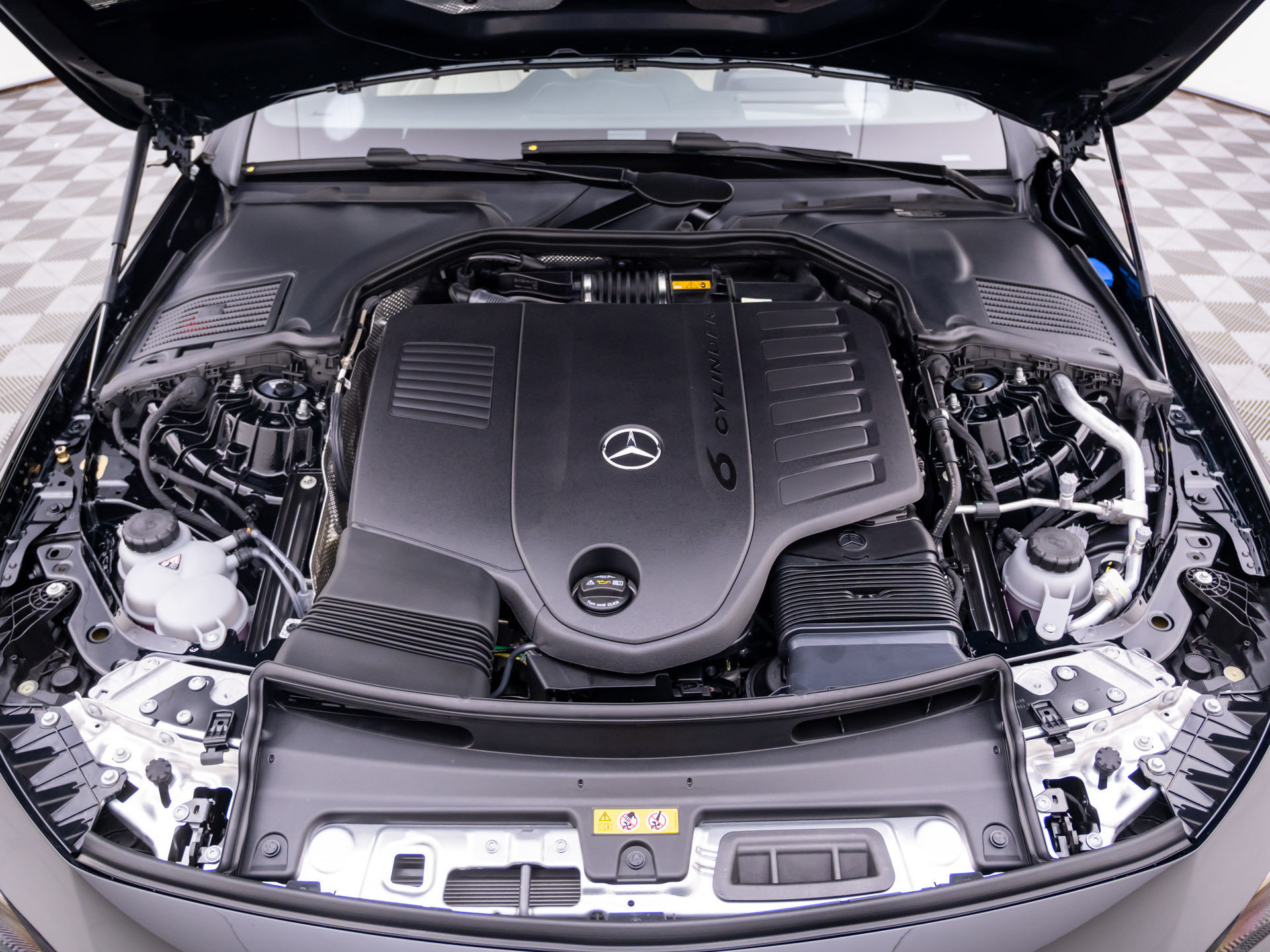 New 2027 Mercedes-Benz CLE 450 4MATIC Cabriolet image 32