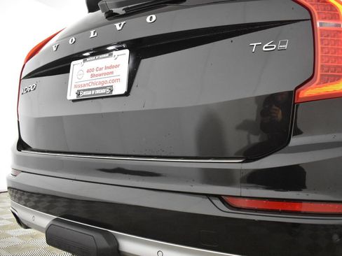 Used 2016 Volvo XC90 T6 Momentum w/ Momentum Plus Package AWD/4WD image 42