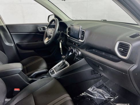 Used 2023 Hyundai Venue SEL FWD image 27