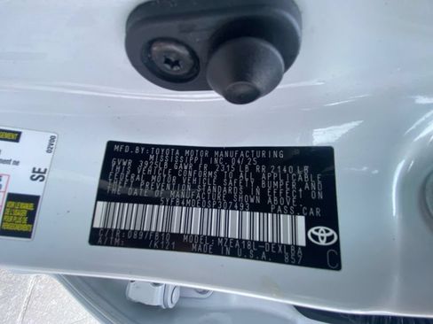 Used 2025 Toyota Corolla LE FWD image 27
