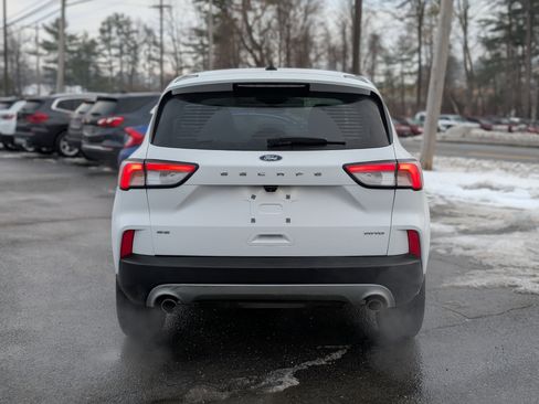 Used 2022 Ford Escape SE w/ Convenience Package image 9