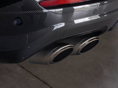 Used 2024 Lamborghini Urus Performante AWD/4WD image 23