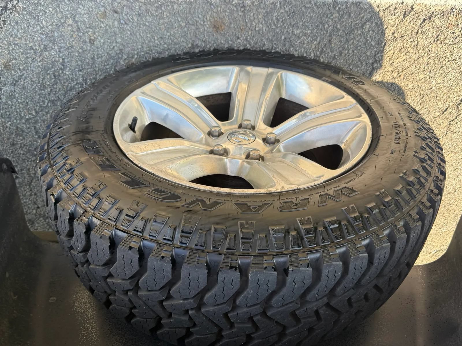 Used 2016 RAM 1500 Express AWD/4WD image 20
