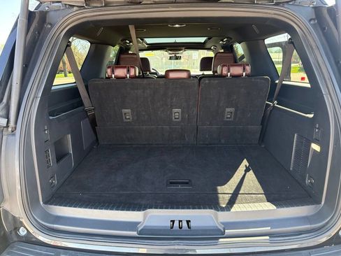 Used 2024 Ford Expedition Max Limited AWD/4WD image 19