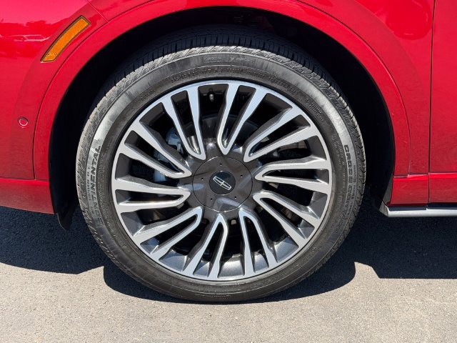 Used 2022 Lincoln Corsair AWD w/ Equipment Group 101A image 29